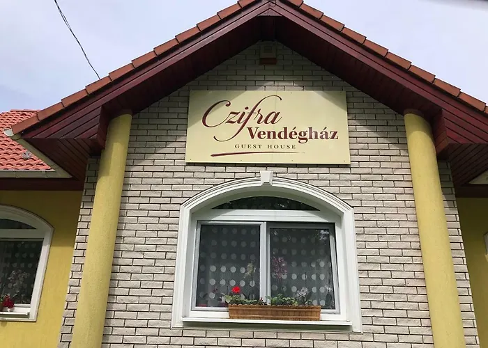 Czifra Vendeghaz 招待所